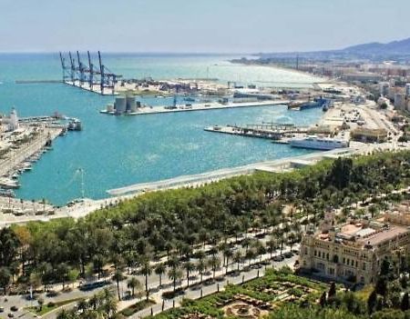 Apartamentos Vialia Sol Y Playa Малага Екстериор снимка