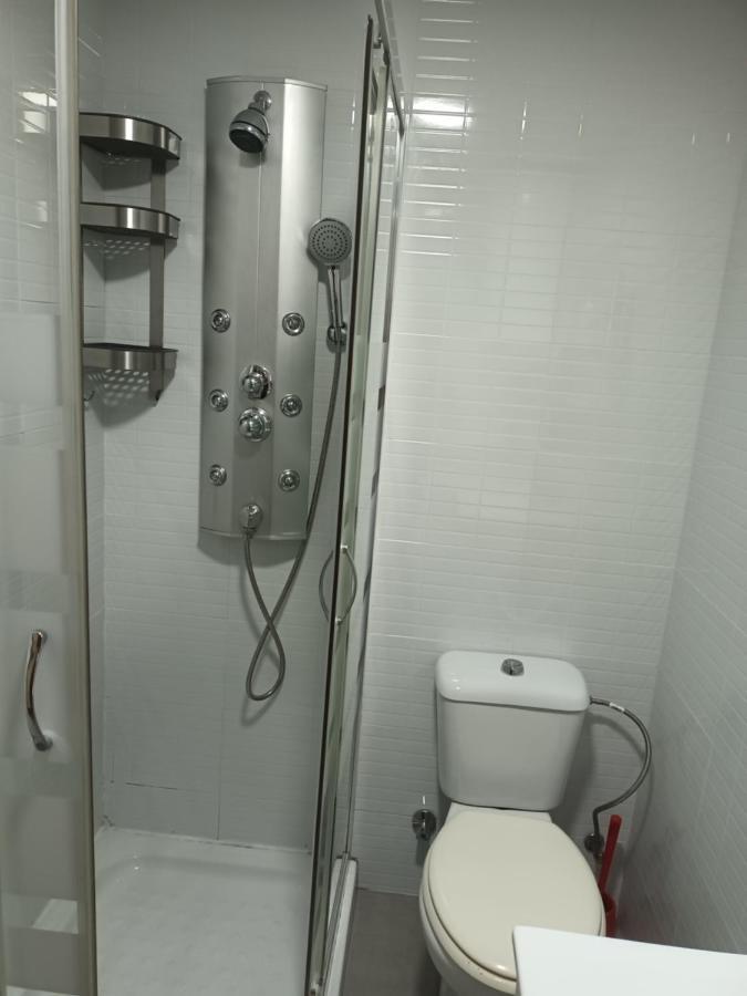 Apartamentos Vialia Sol Y Playa Малага Екстериор снимка