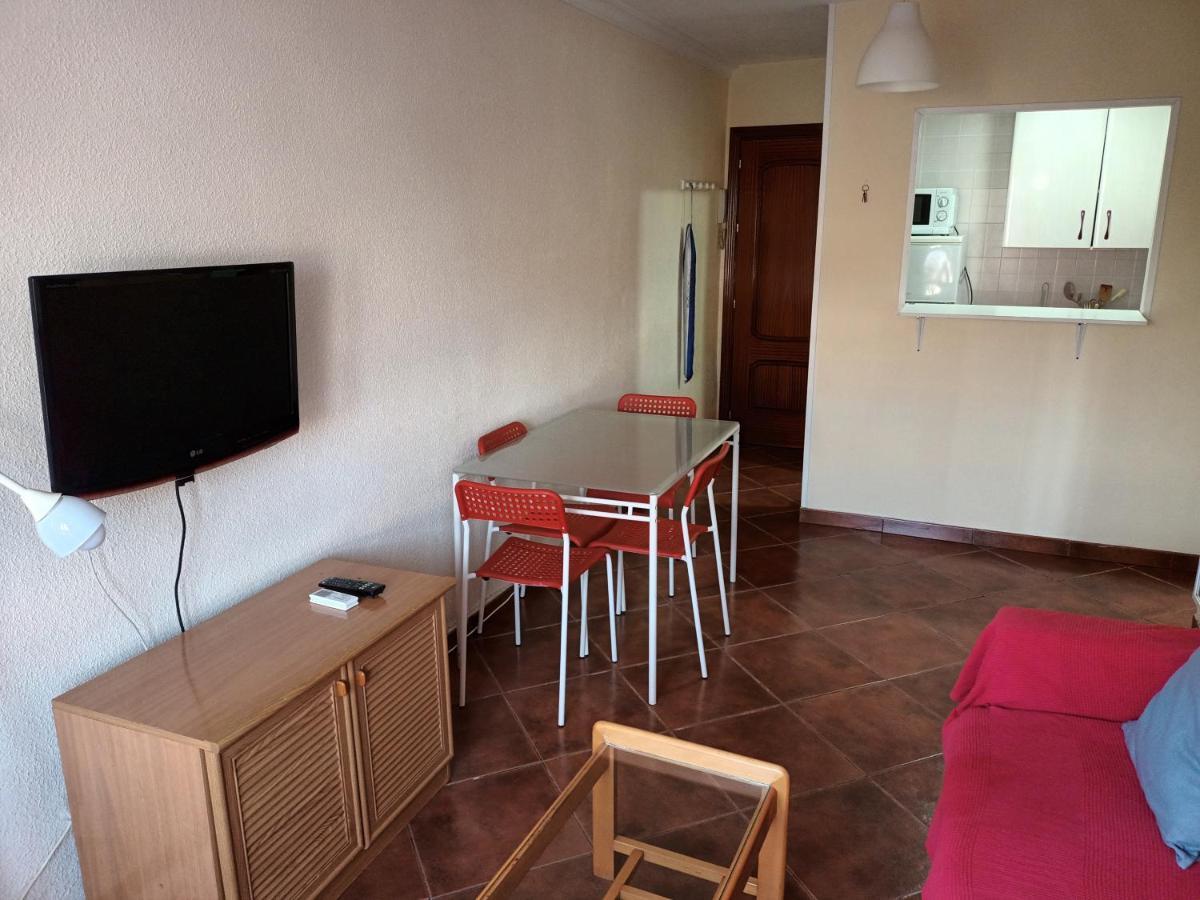 Apartamentos Vialia Sol Y Playa Малага Екстериор снимка